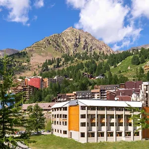 Aparthotel Sowell Residences New Chastillon, Isola 2000